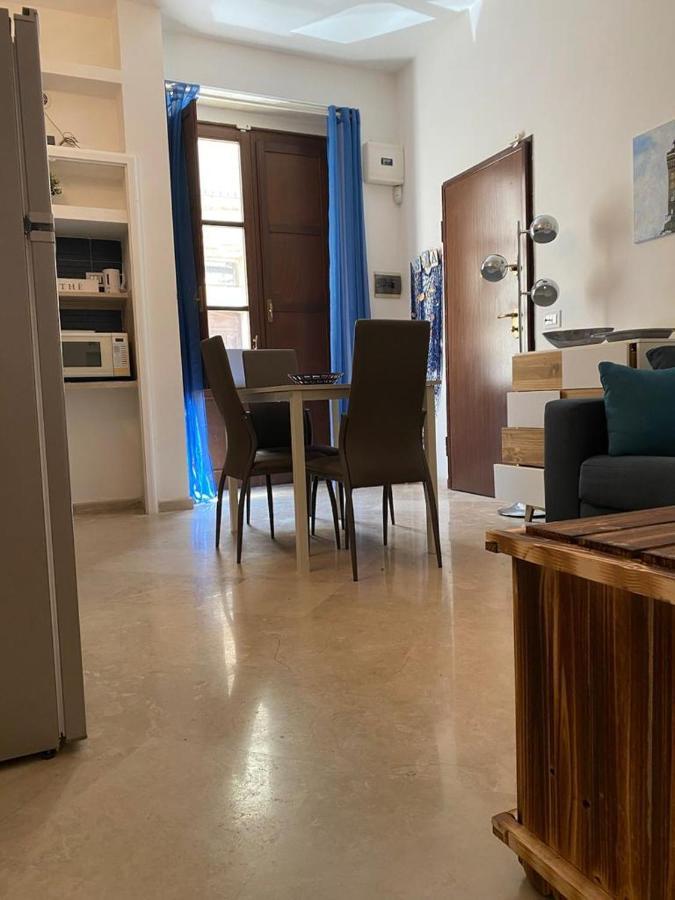 Maniace 80 Apartment